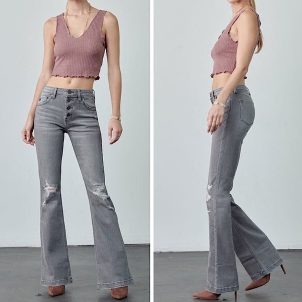 🖤GRAY MID RISE DISTRESSED BUTTON UP FLARE JEAN